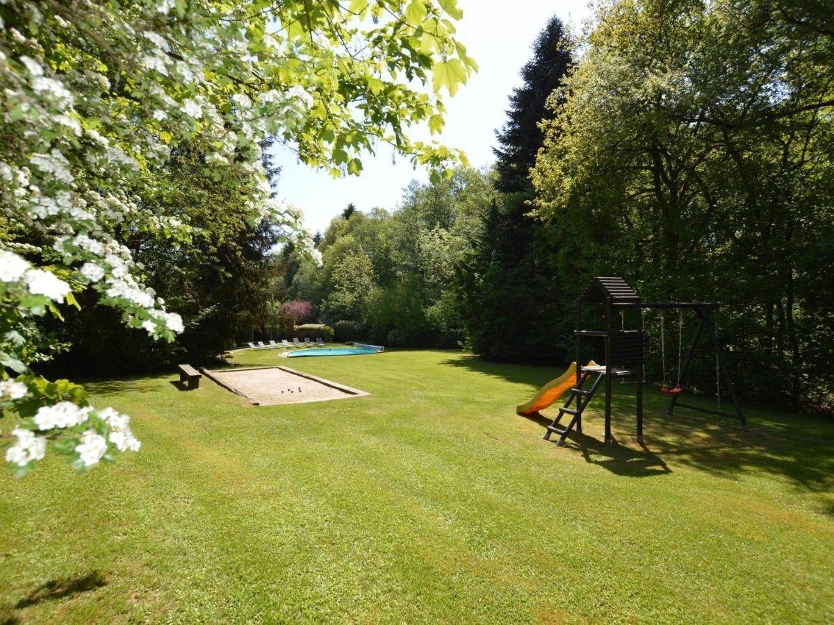 Luxury Villa With Swimming Pool Stavelot Exterior foto